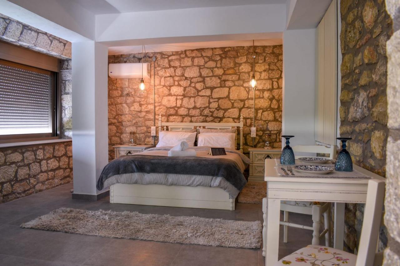 Kitriaí Coastal Stone Hideaway With Stunning Sceneryヴィラ エクステリア 写真