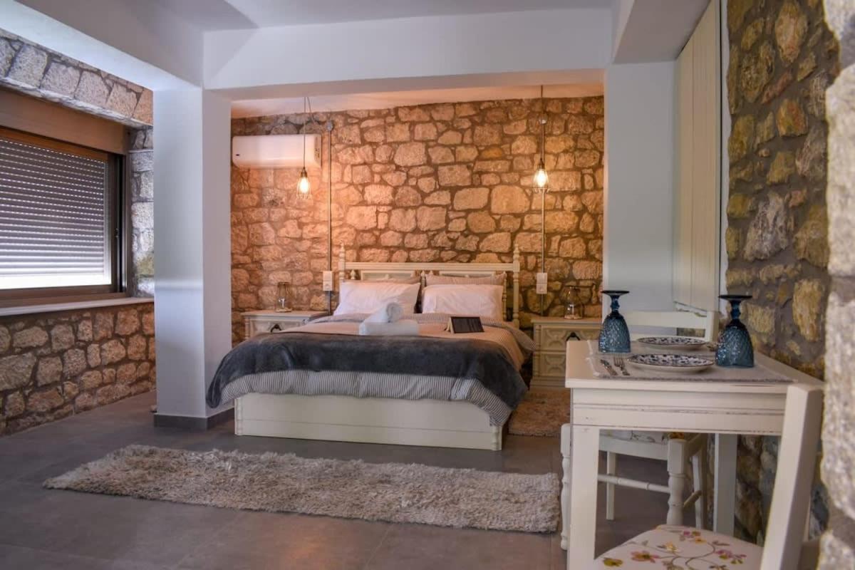 Kitriaí Coastal Stone Hideaway With Stunning Sceneryヴィラ エクステリア 写真