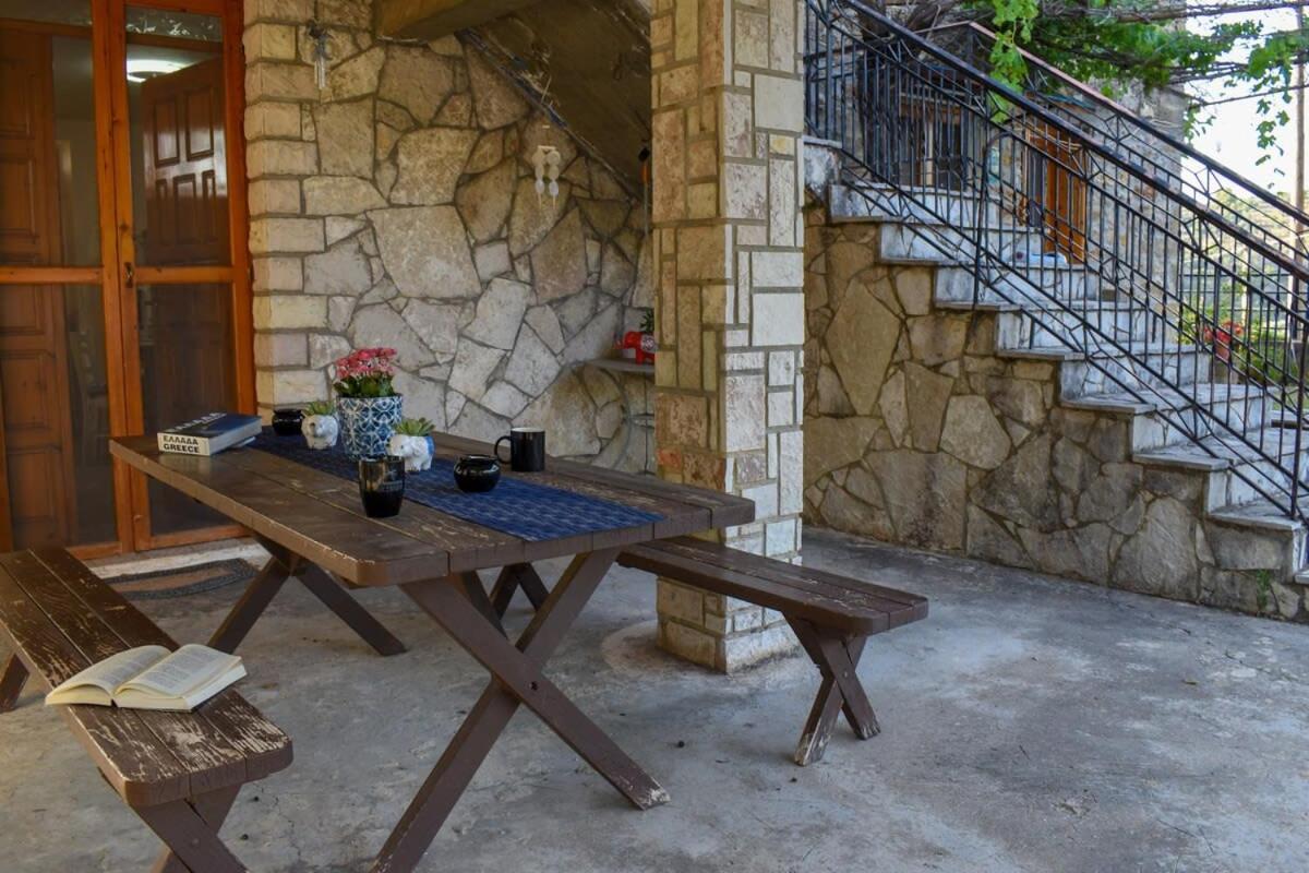 Kitriaí Coastal Stone Hideaway With Stunning Sceneryヴィラ エクステリア 写真