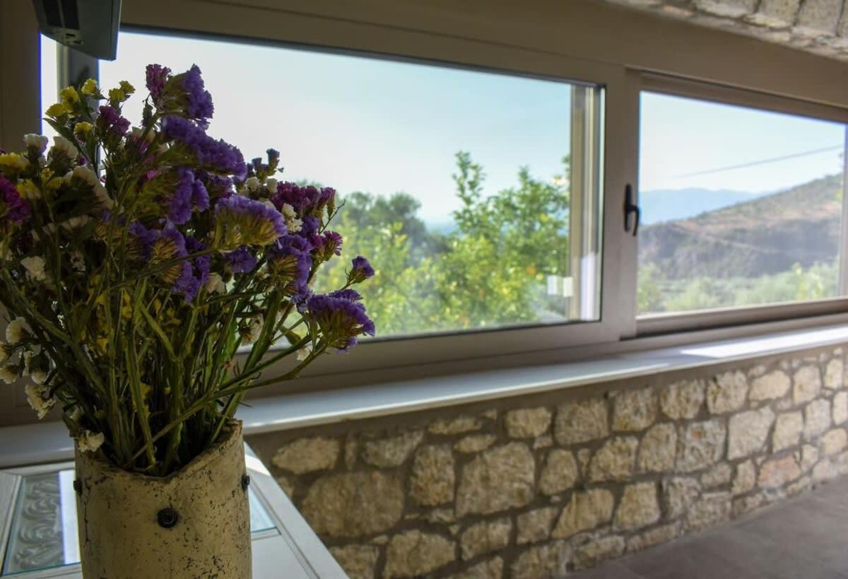 Kitriaí Coastal Stone Hideaway With Stunning Sceneryヴィラ エクステリア 写真